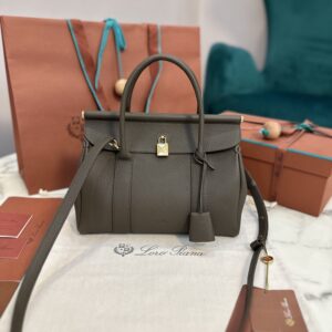 Loro Piana01179