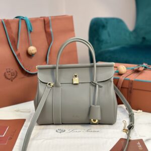 Loro Piana01219