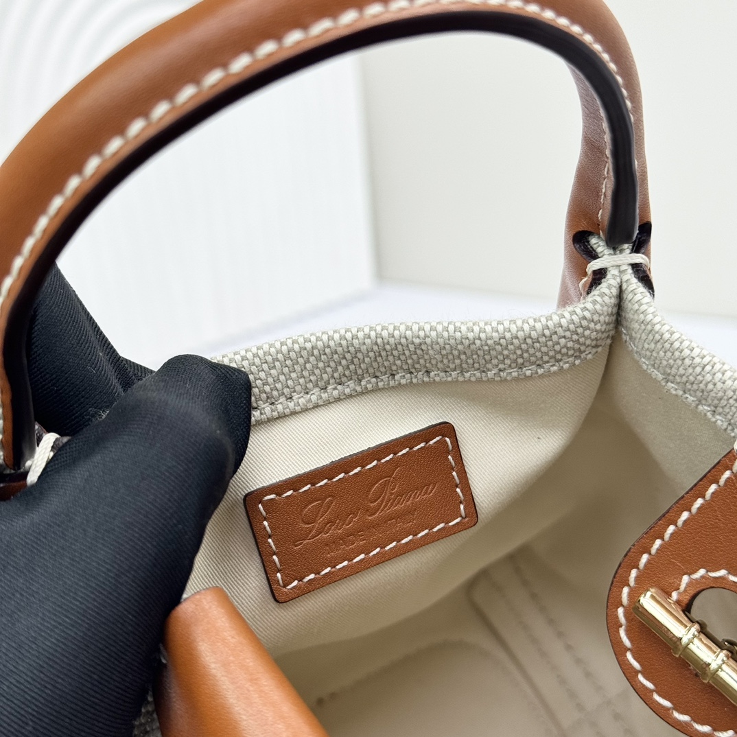 Loro Piana01549