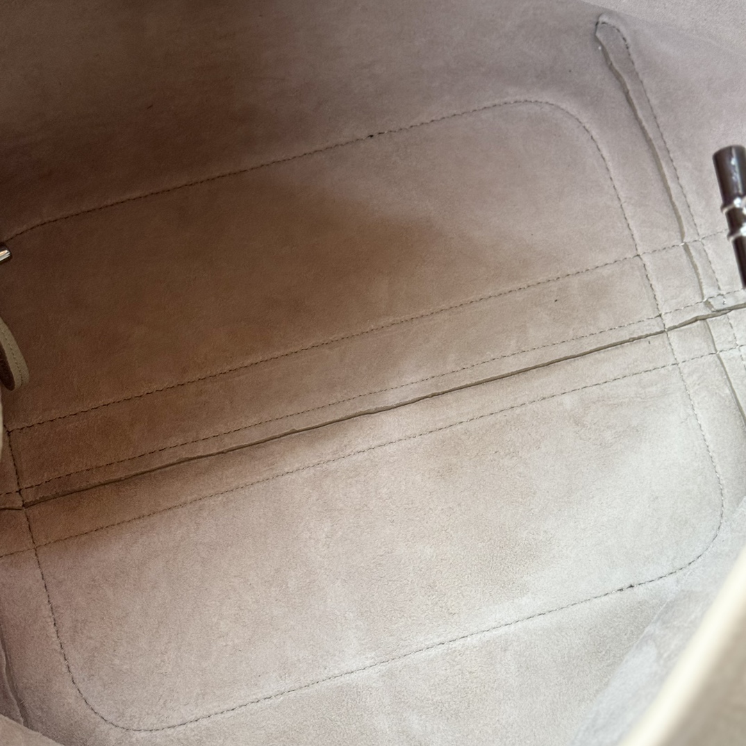Loro Piana01639