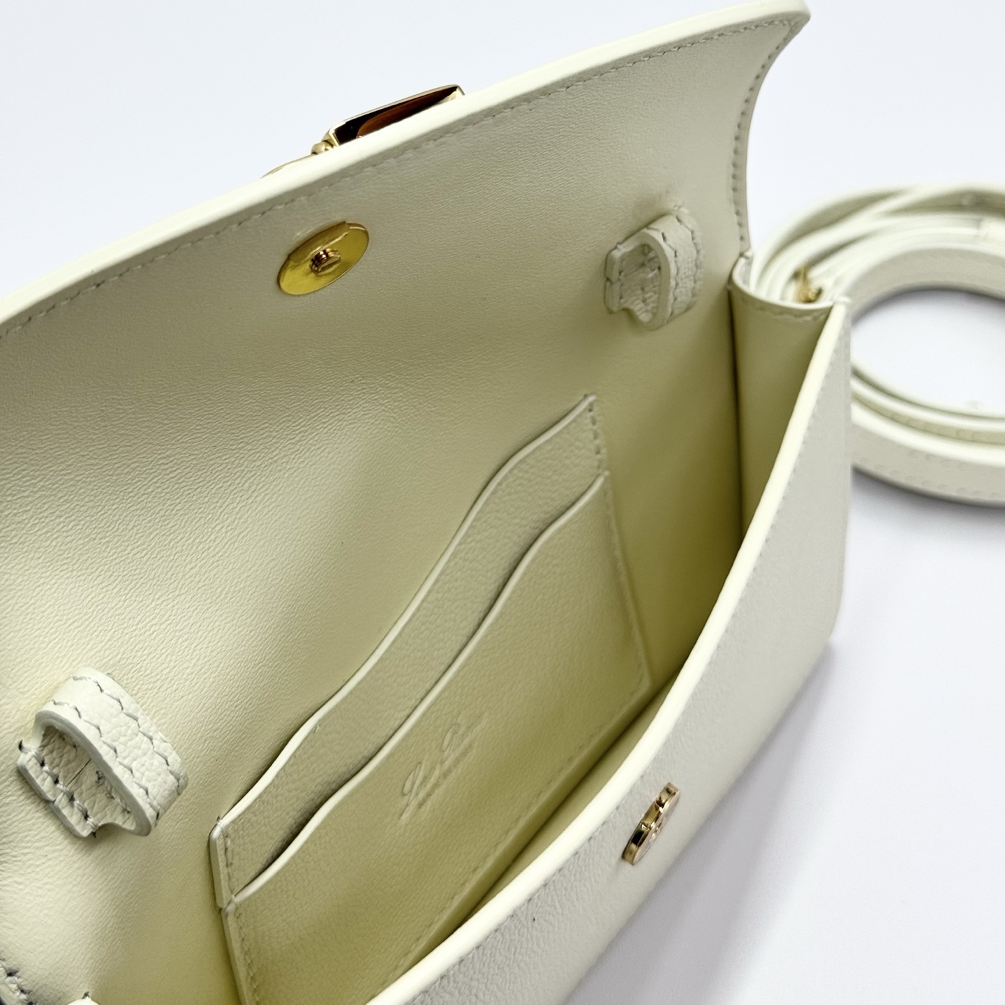 Loro Piana01679