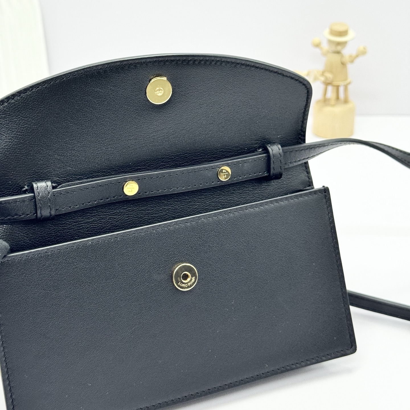 Loro Piana01709