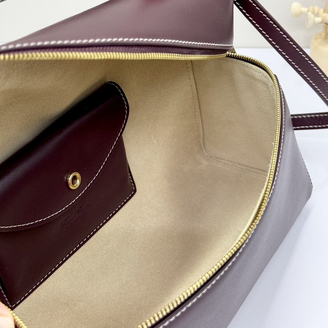 Loro Piana02119