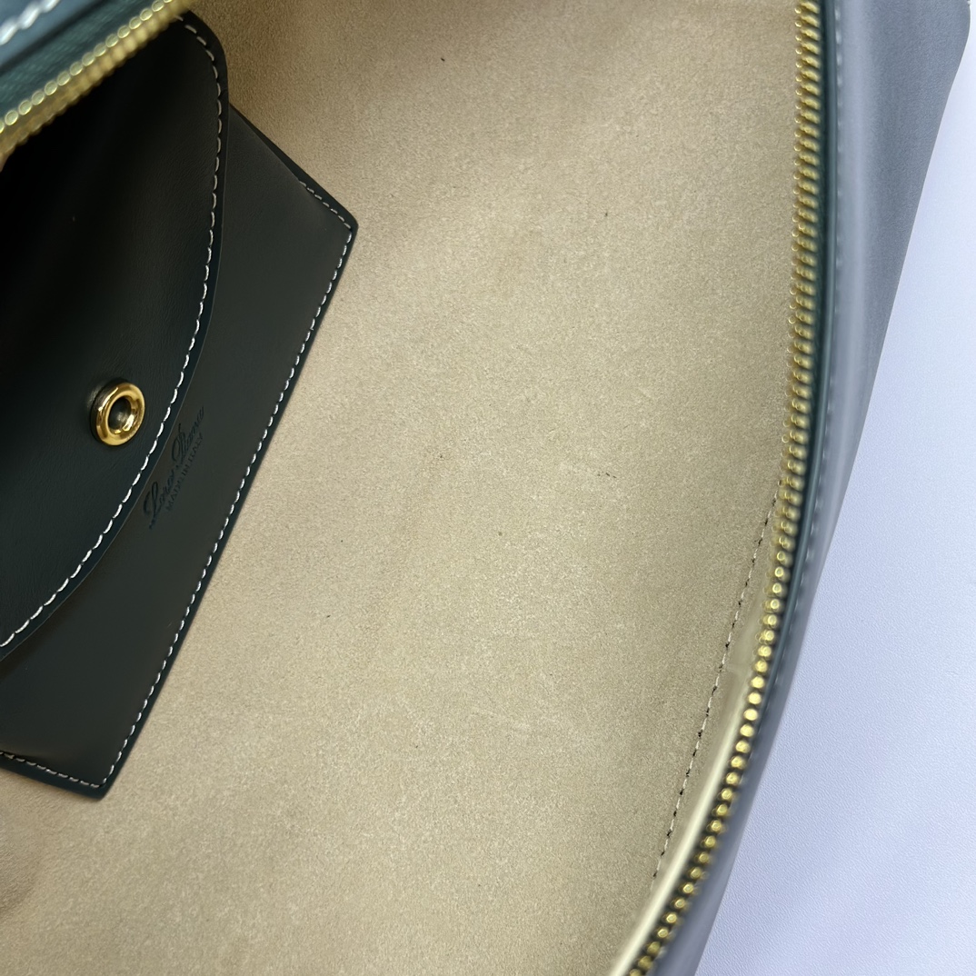 Loro Piana02189