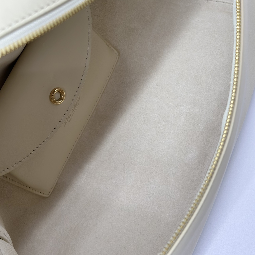 Loro Piana02199