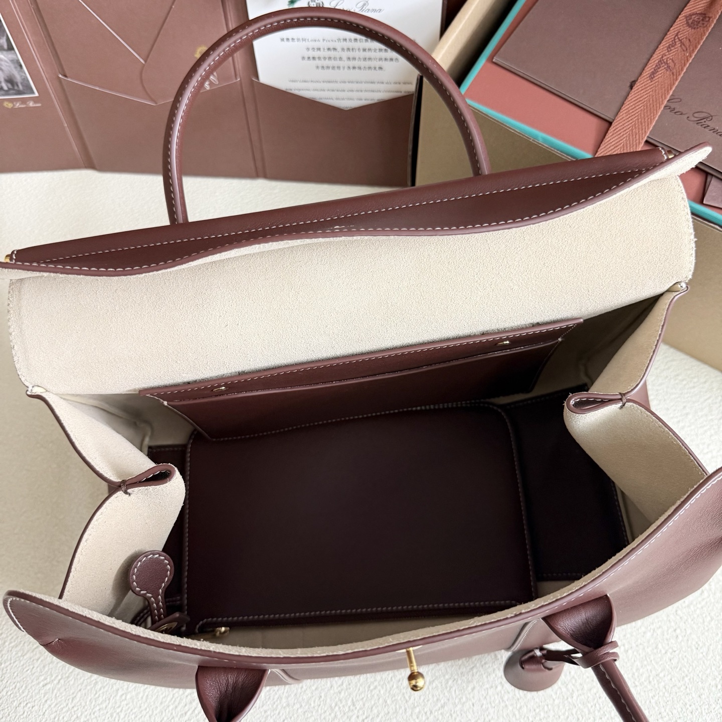 Loro Piana02409