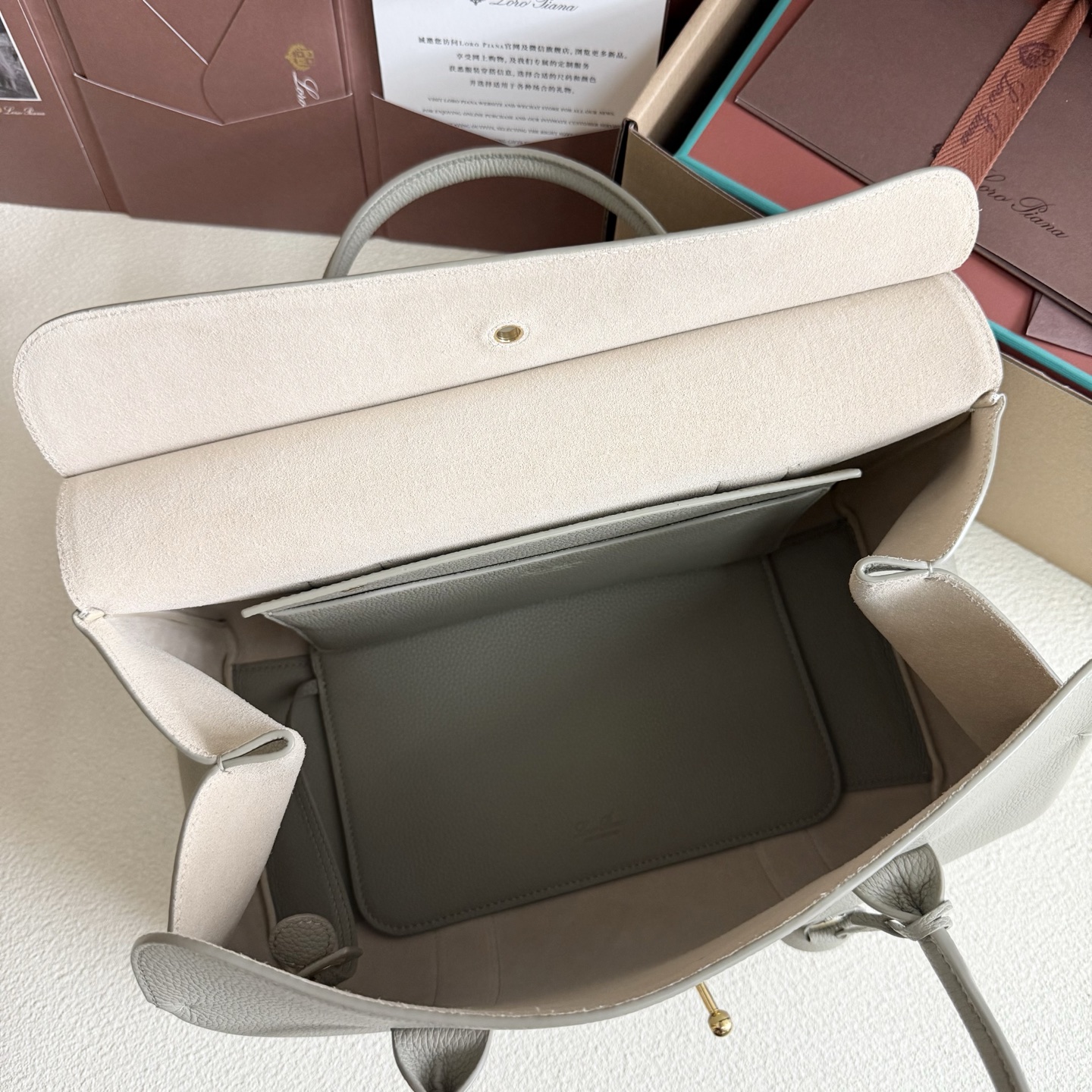 Loro Piana02449