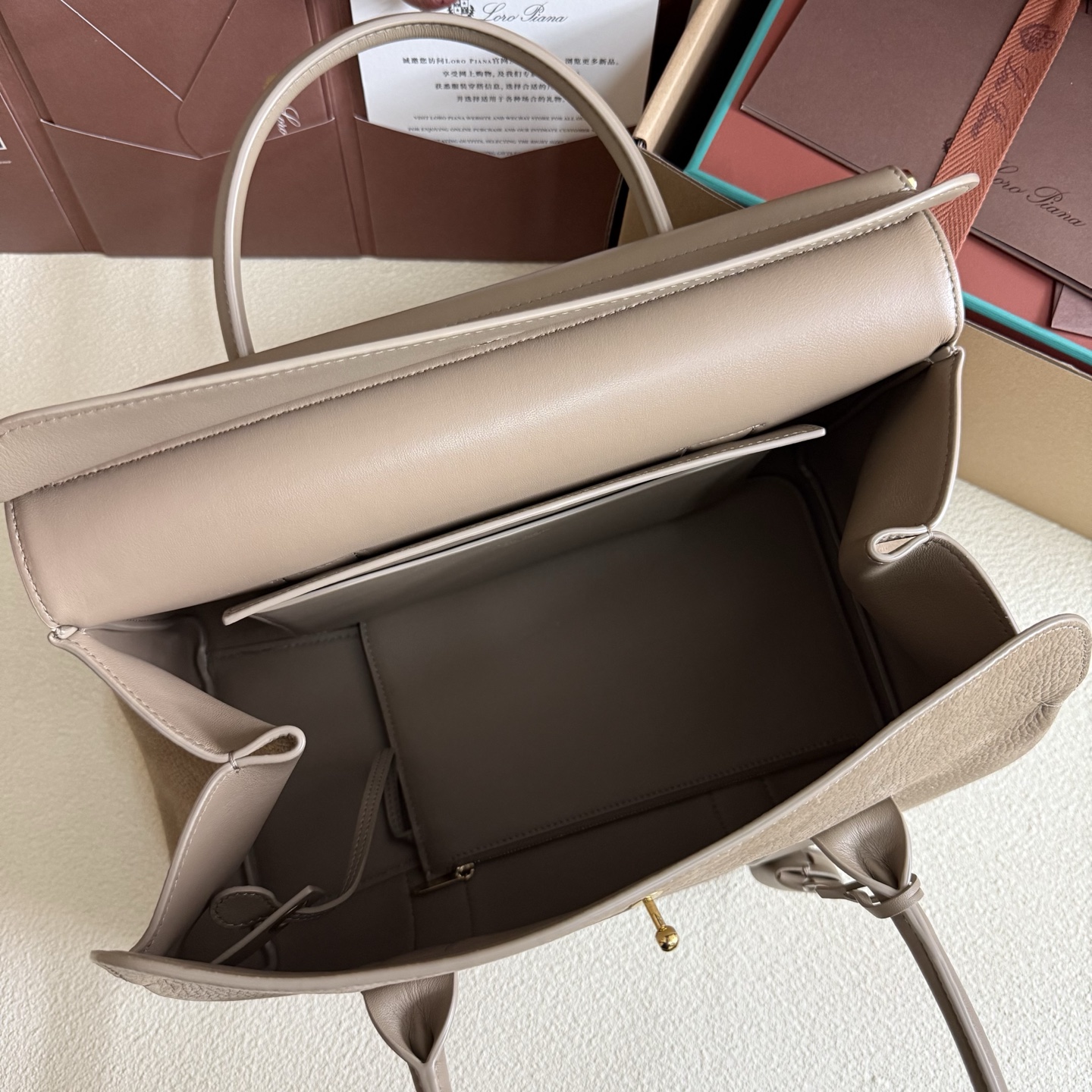 Loro Piana02459