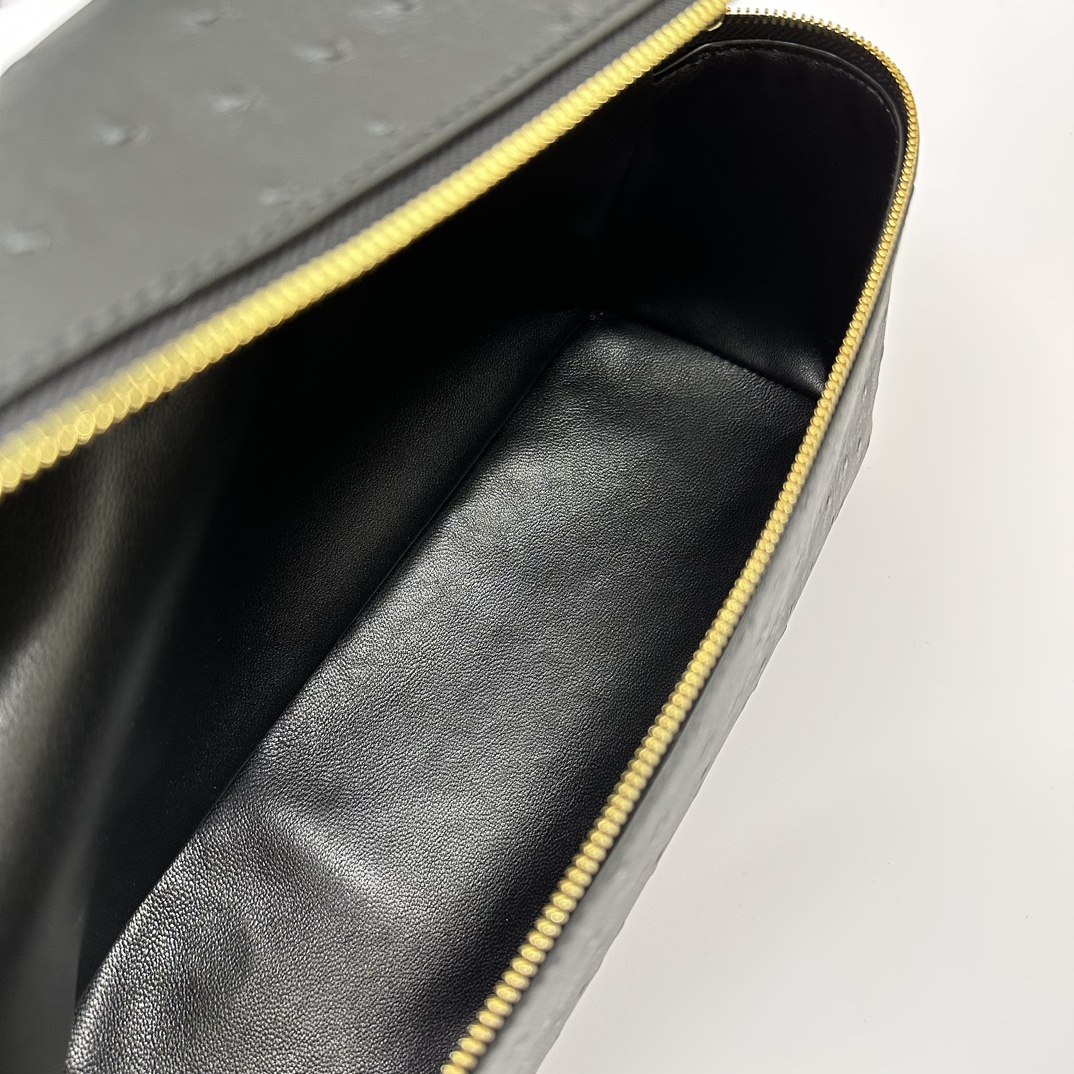 Loro Piana03539