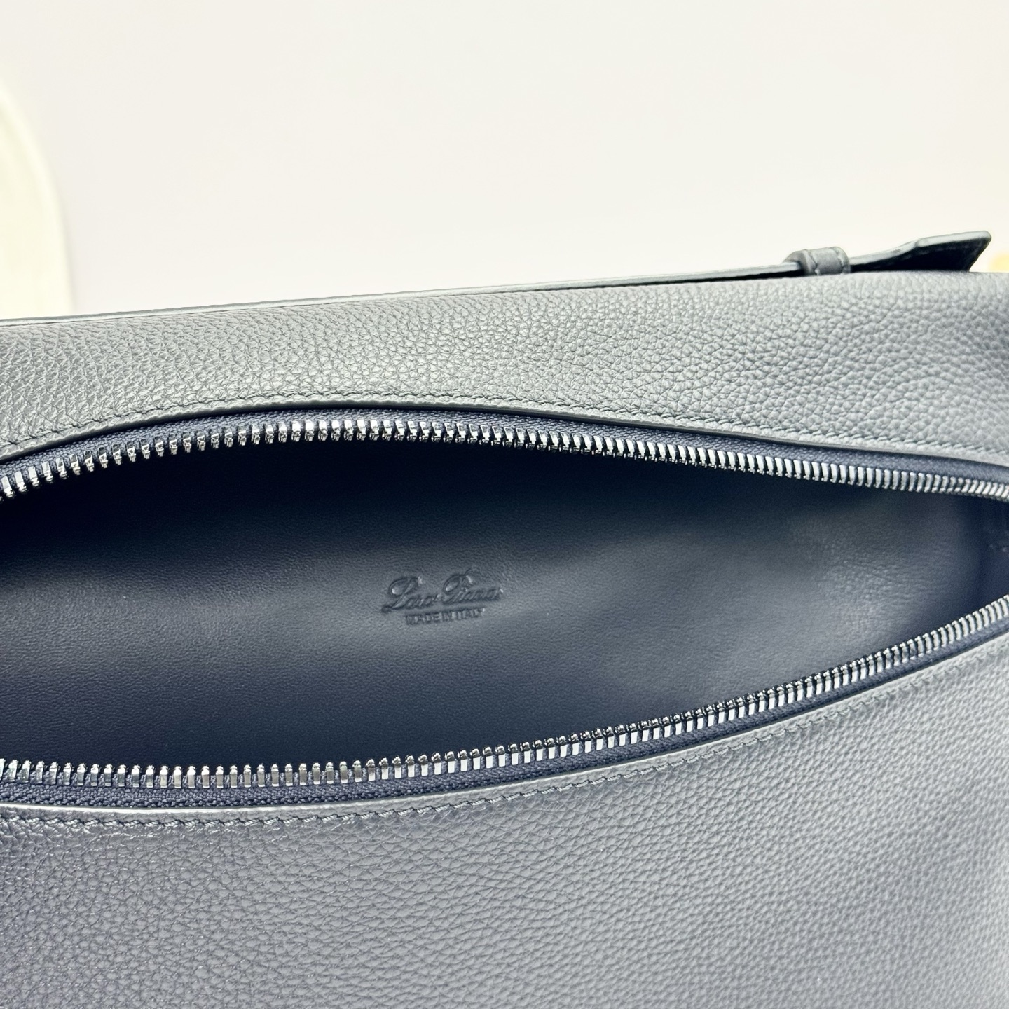 Loro Piana03686