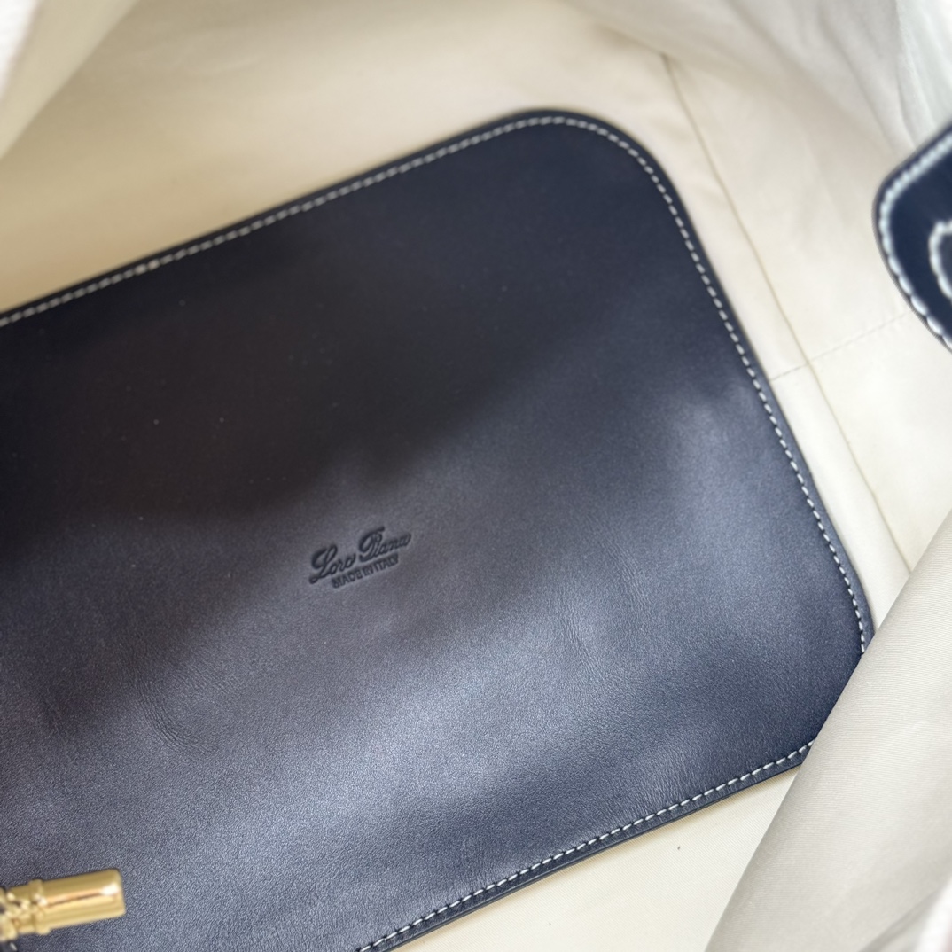 Loro Piana04099