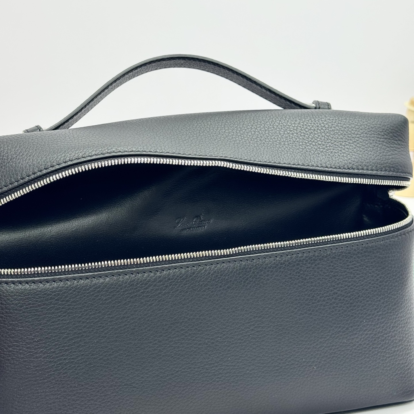 Loro Piana04259