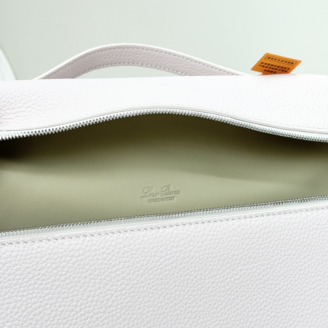 Loro Piana04289