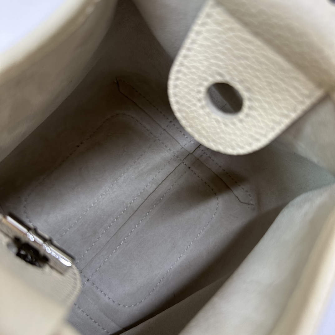 Loro Piana04539