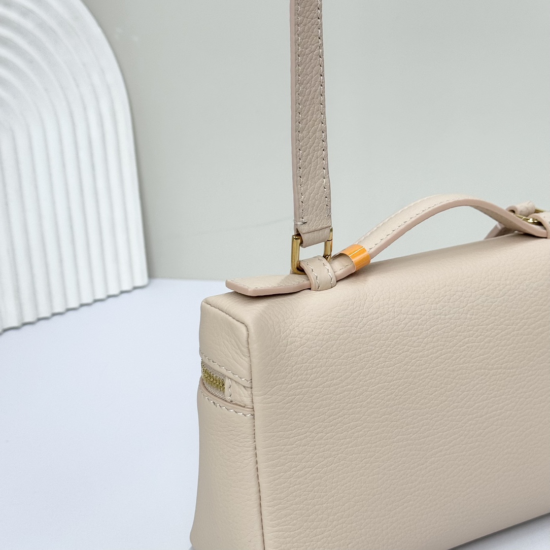 Loro Piana04649
