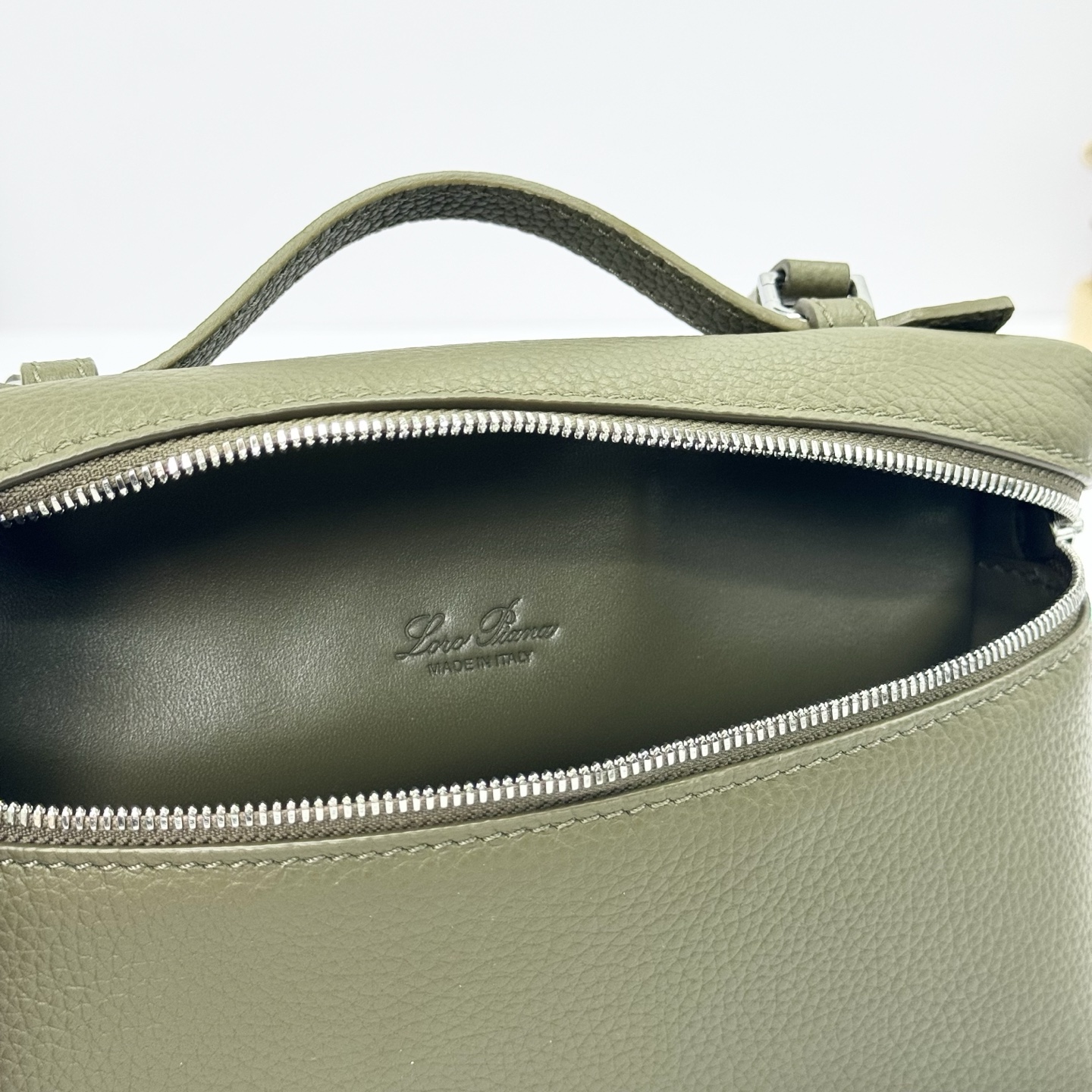 Loro Piana04809