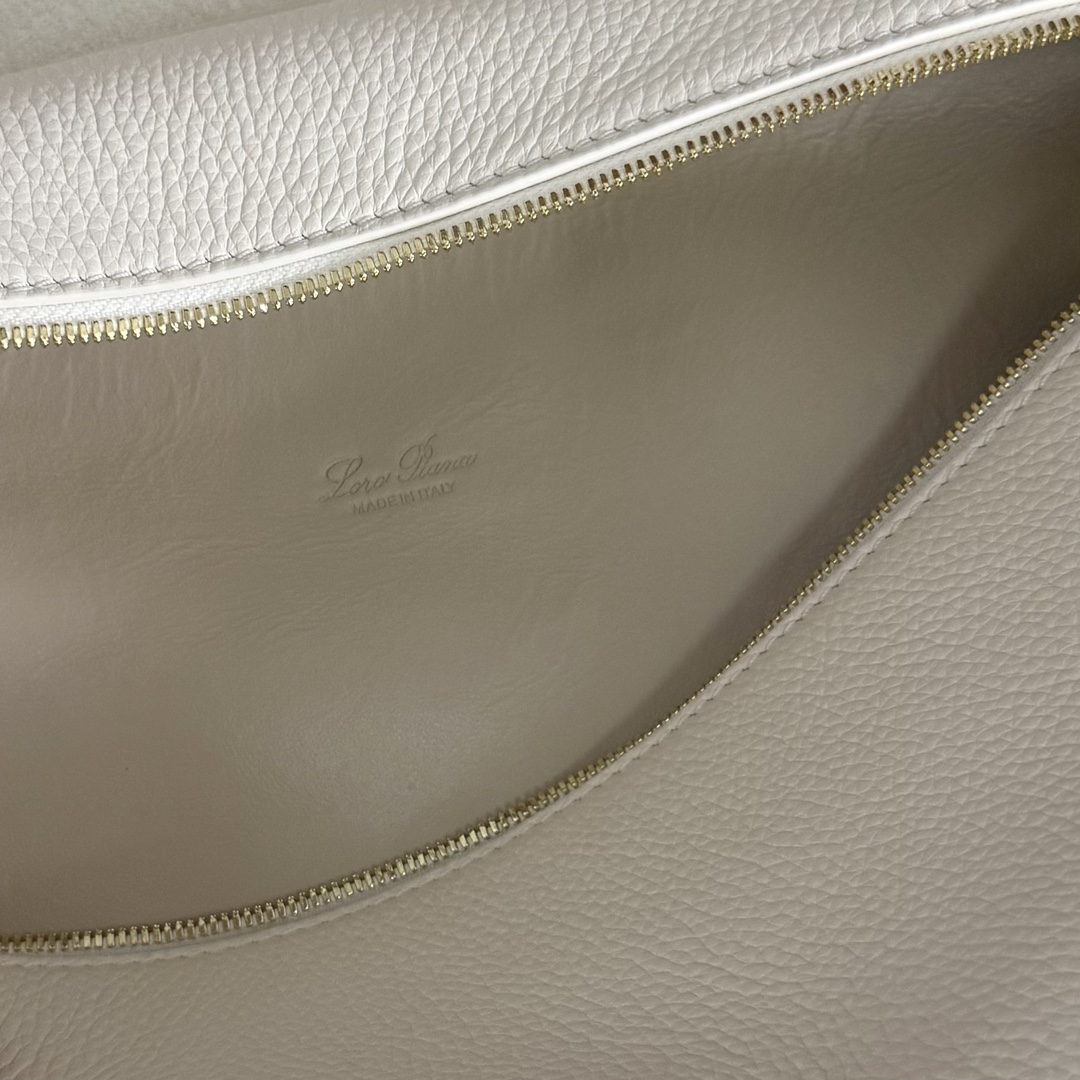 Loro Piana04829