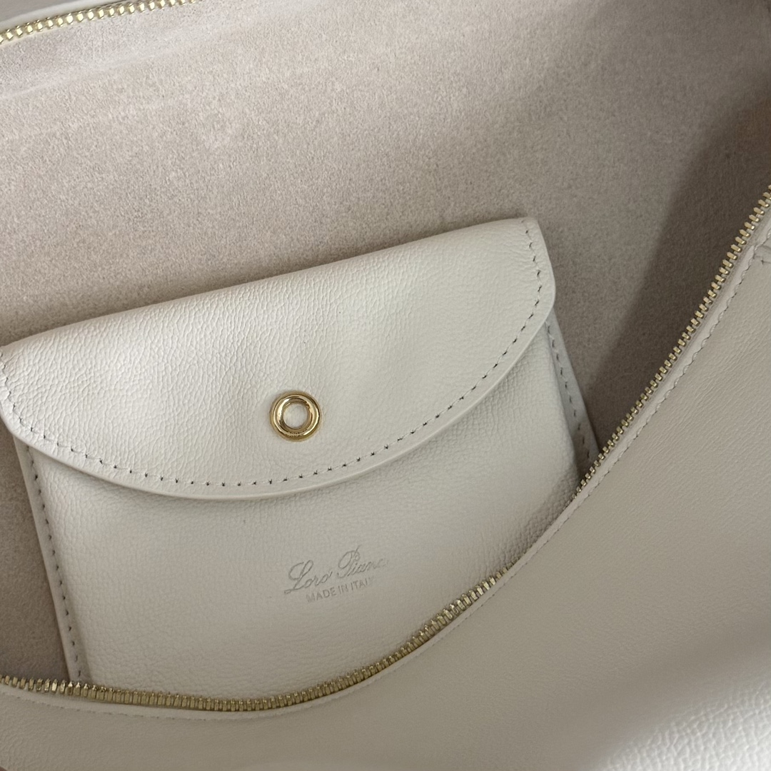 Loro Piana04859