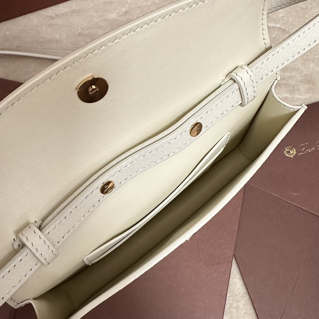 Loro Piana05119