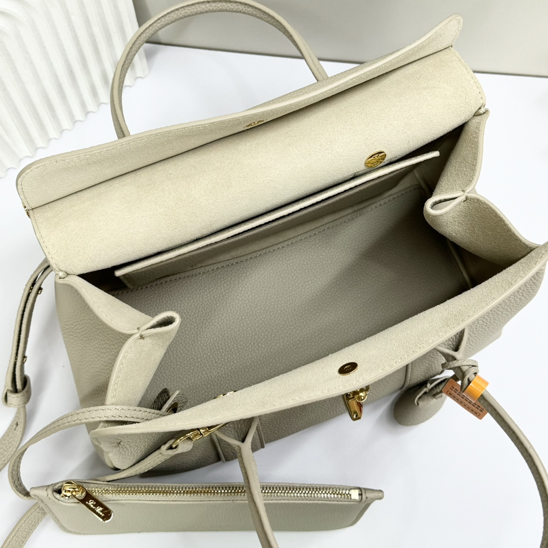 Loro Piana05299