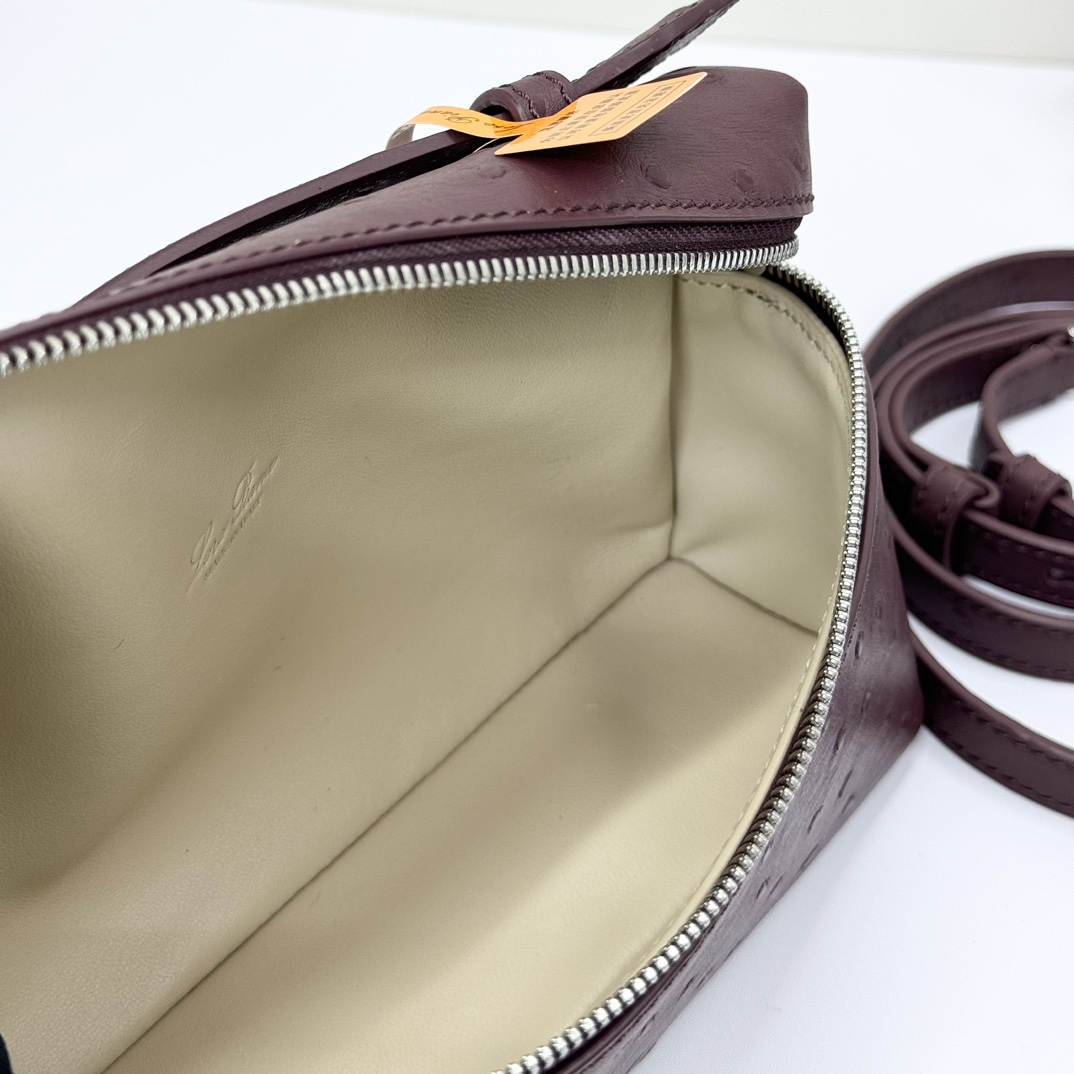 Loro Piana05409