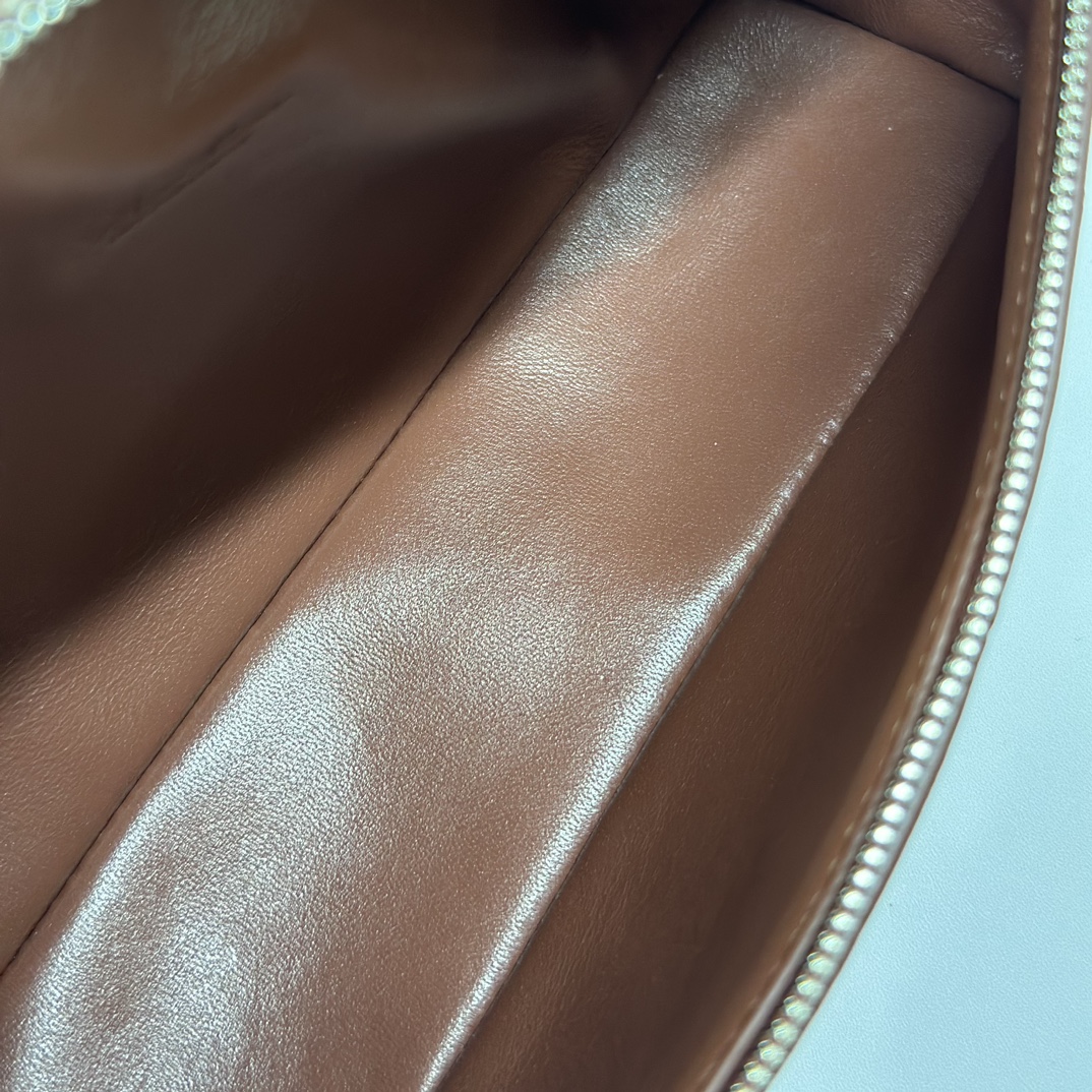 Loro Piana05419