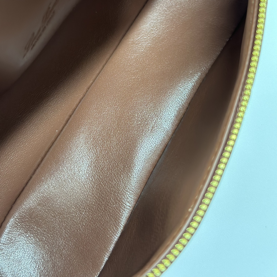 Loro Piana05429