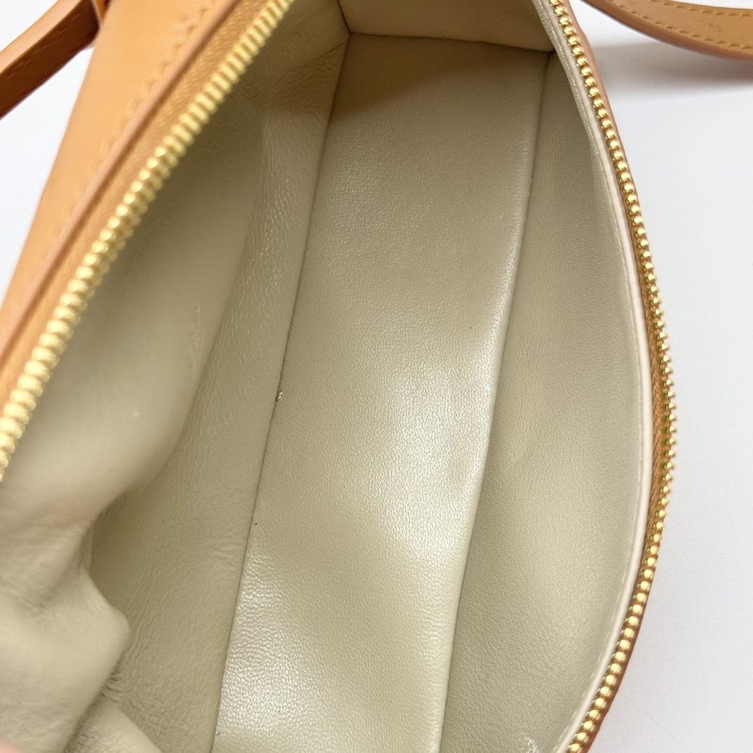 Loro Piana05459