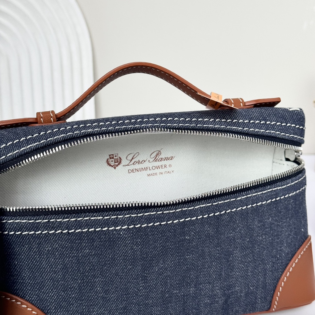 Loro Piana05599