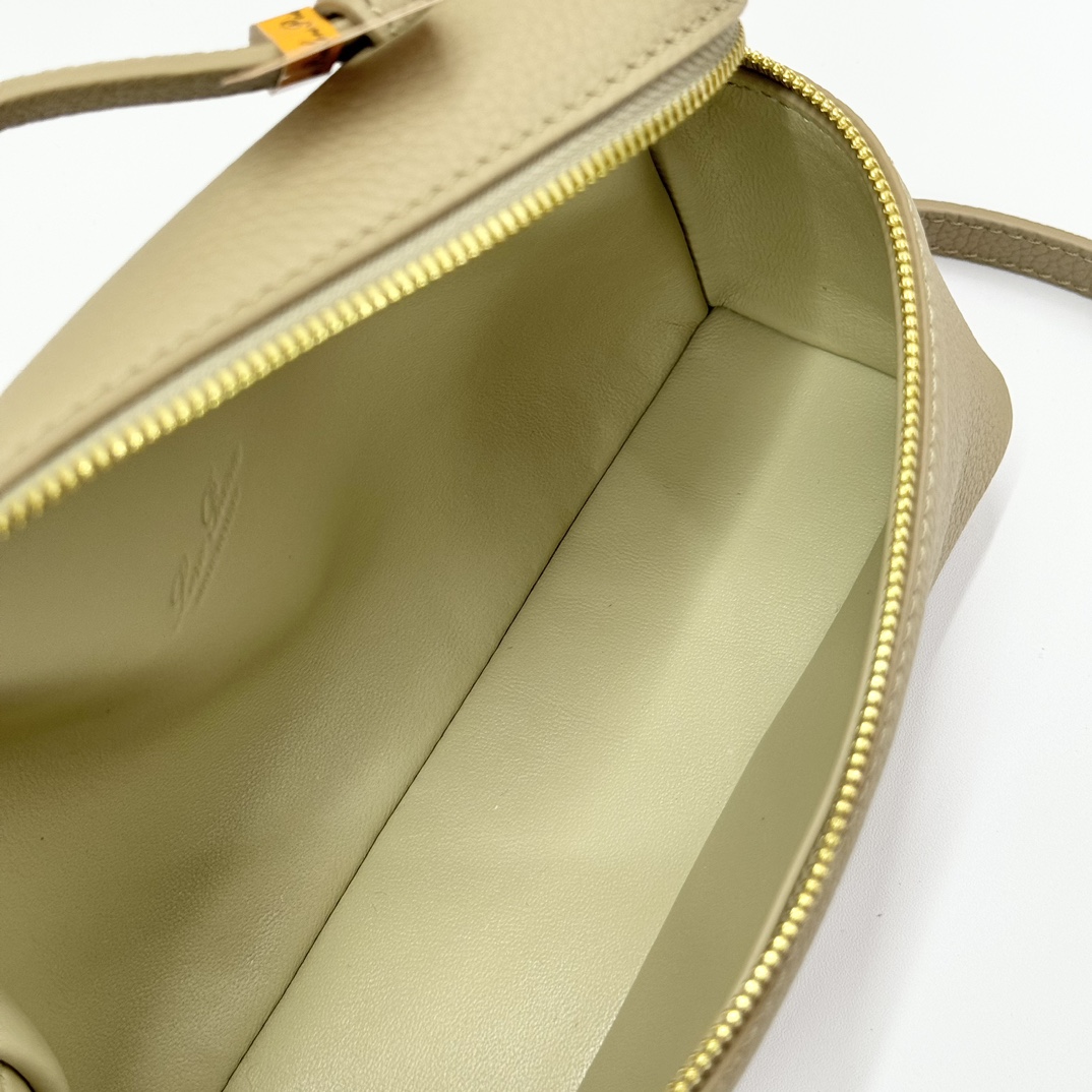 Loro Piana05609