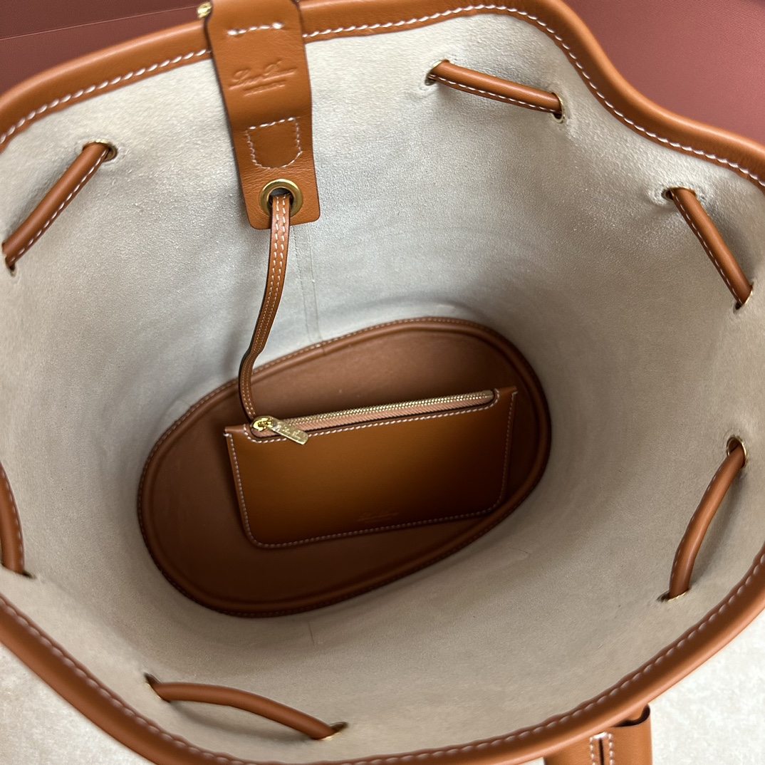 Loro Piana05799