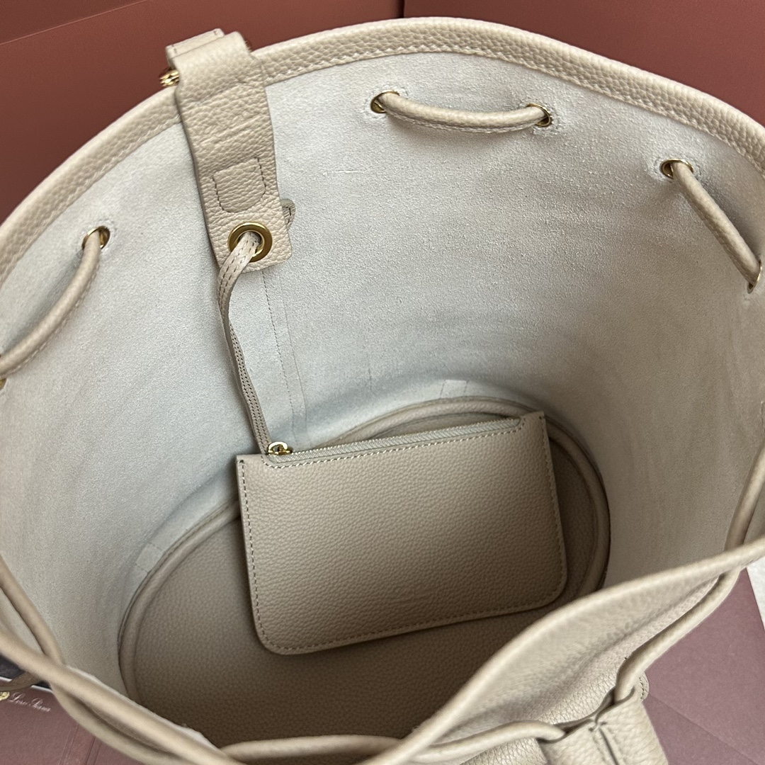 Loro Piana05839