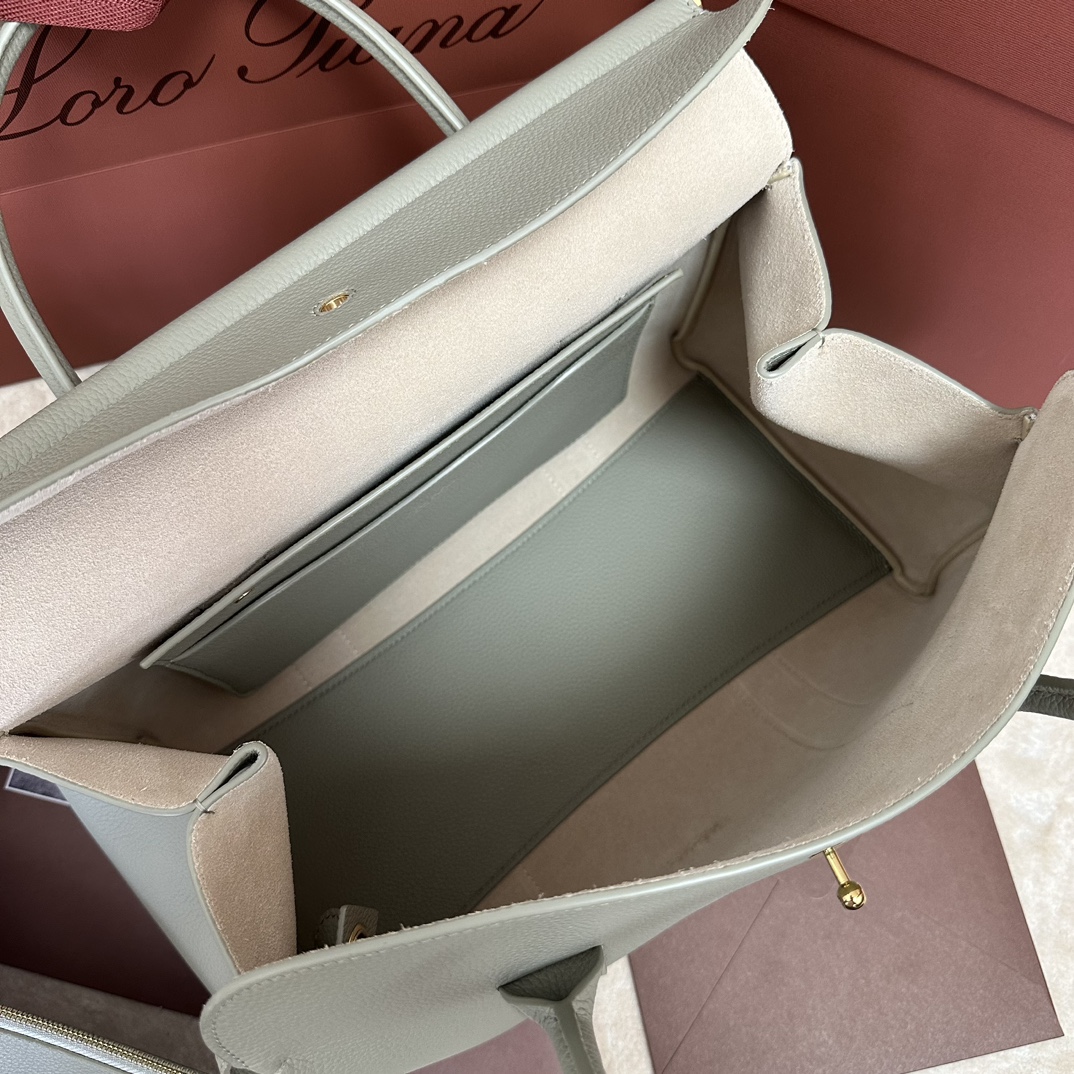 Loro Piana05939
