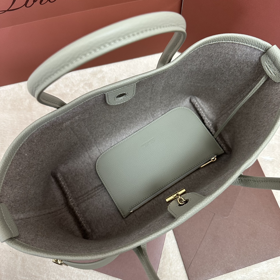 Loro Piana05959