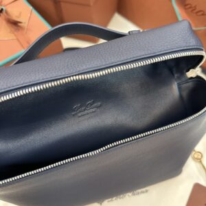 Loro Piana06379