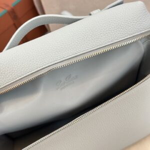 Loro Piana06539