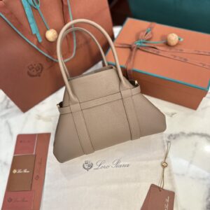 Loro Piana06579