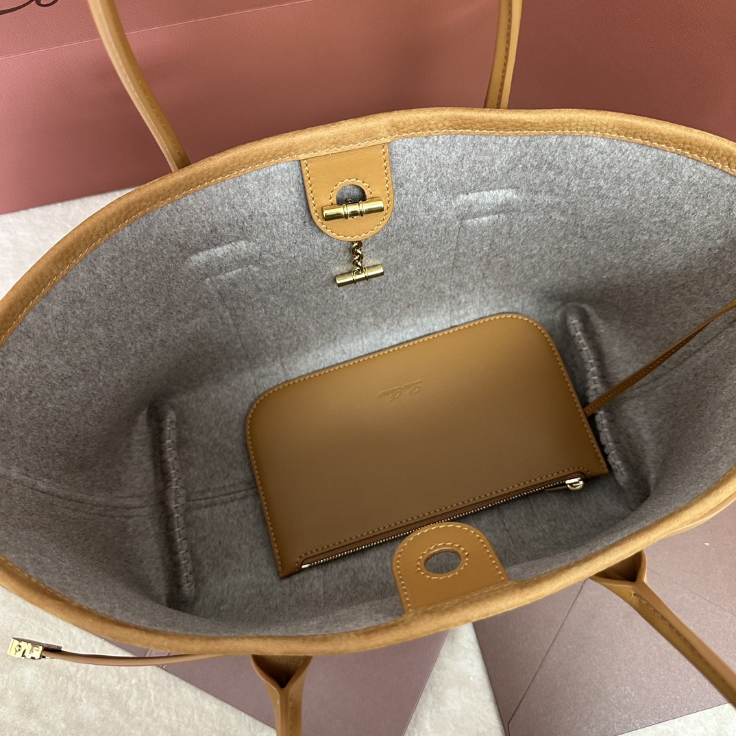 Loro Piana06719