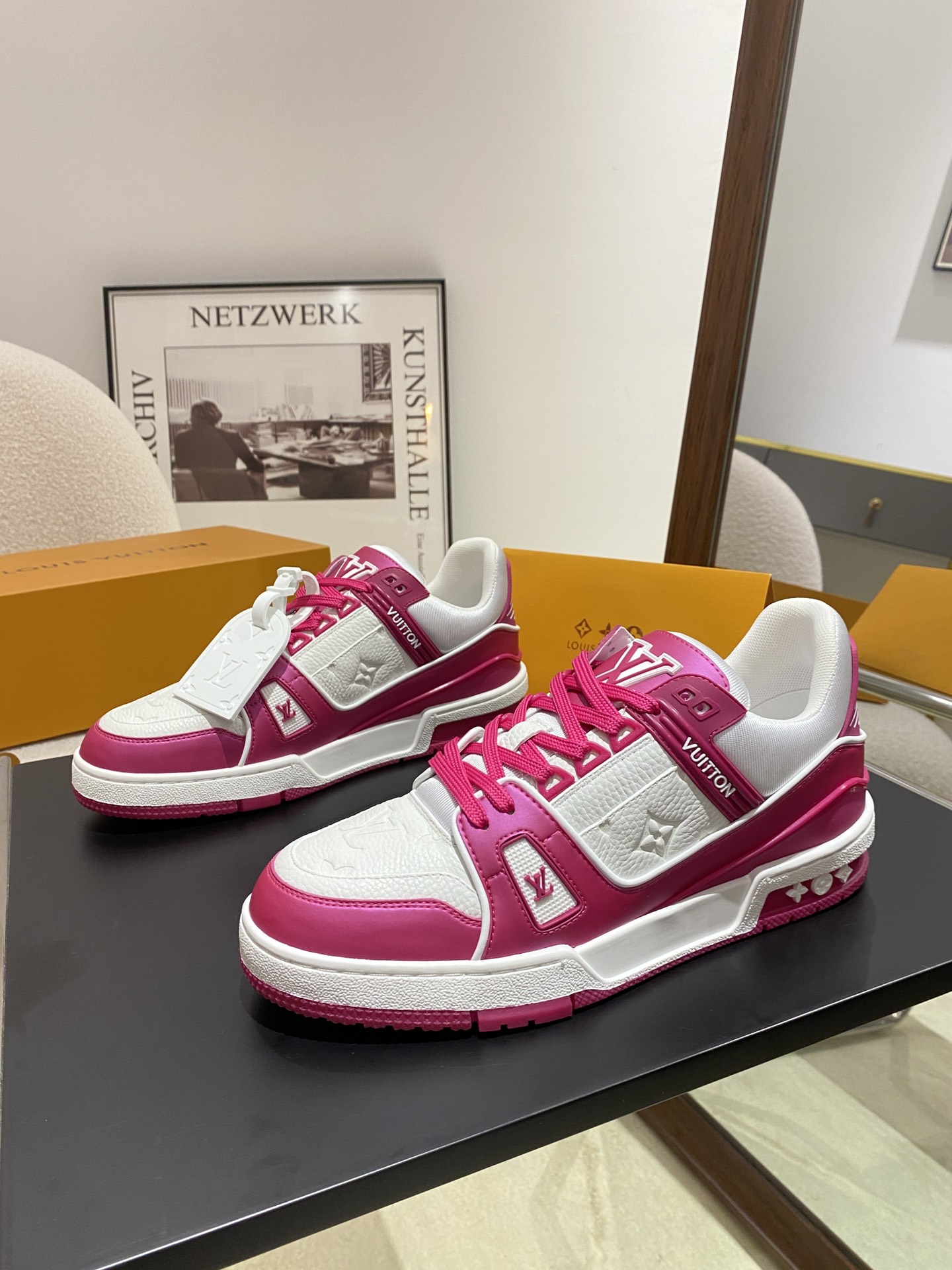 BRAND NEW Louis Vuitton Trainer Low White Fuchsia LV 2 US 3 Virgil Abloh RARE