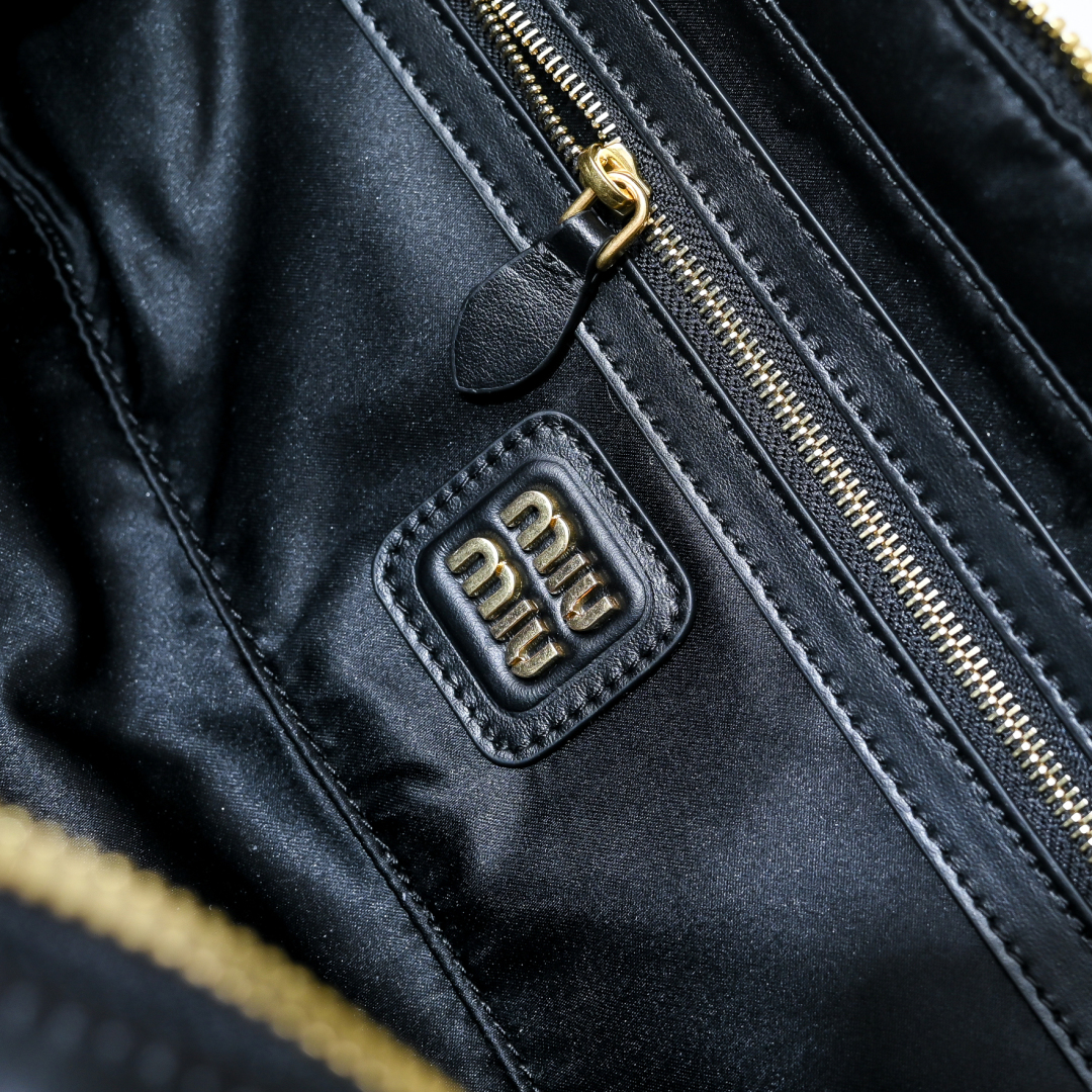 Miu Miu  00019