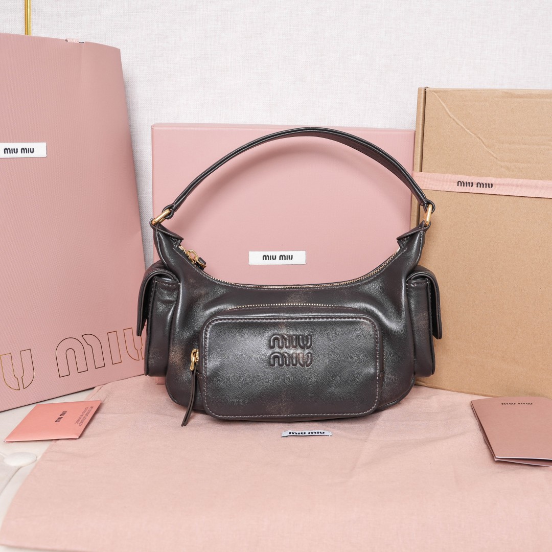 MIU MIU Nappa Multi Pocket Hobo Black 1579584 |