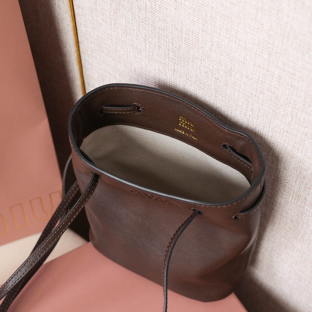 Miu Miu 00069