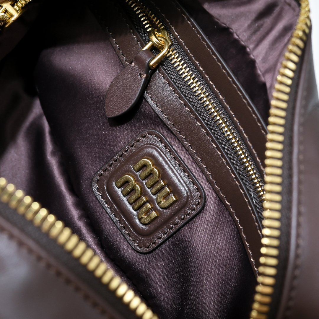 Miu Miu  00089