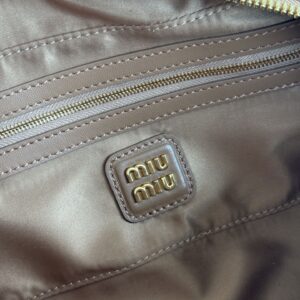 Miu Miu 00099