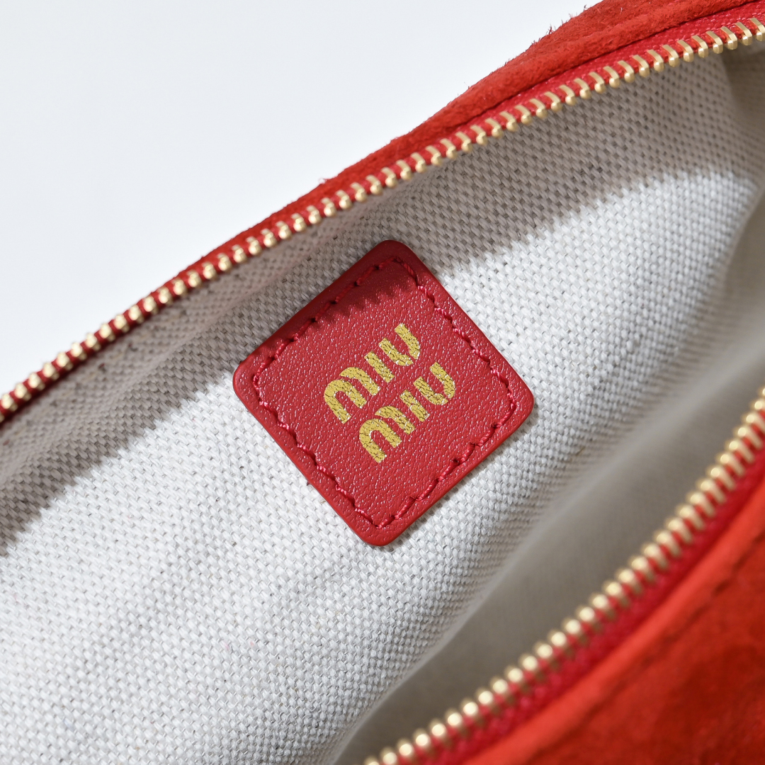 Miu Miu  00139
