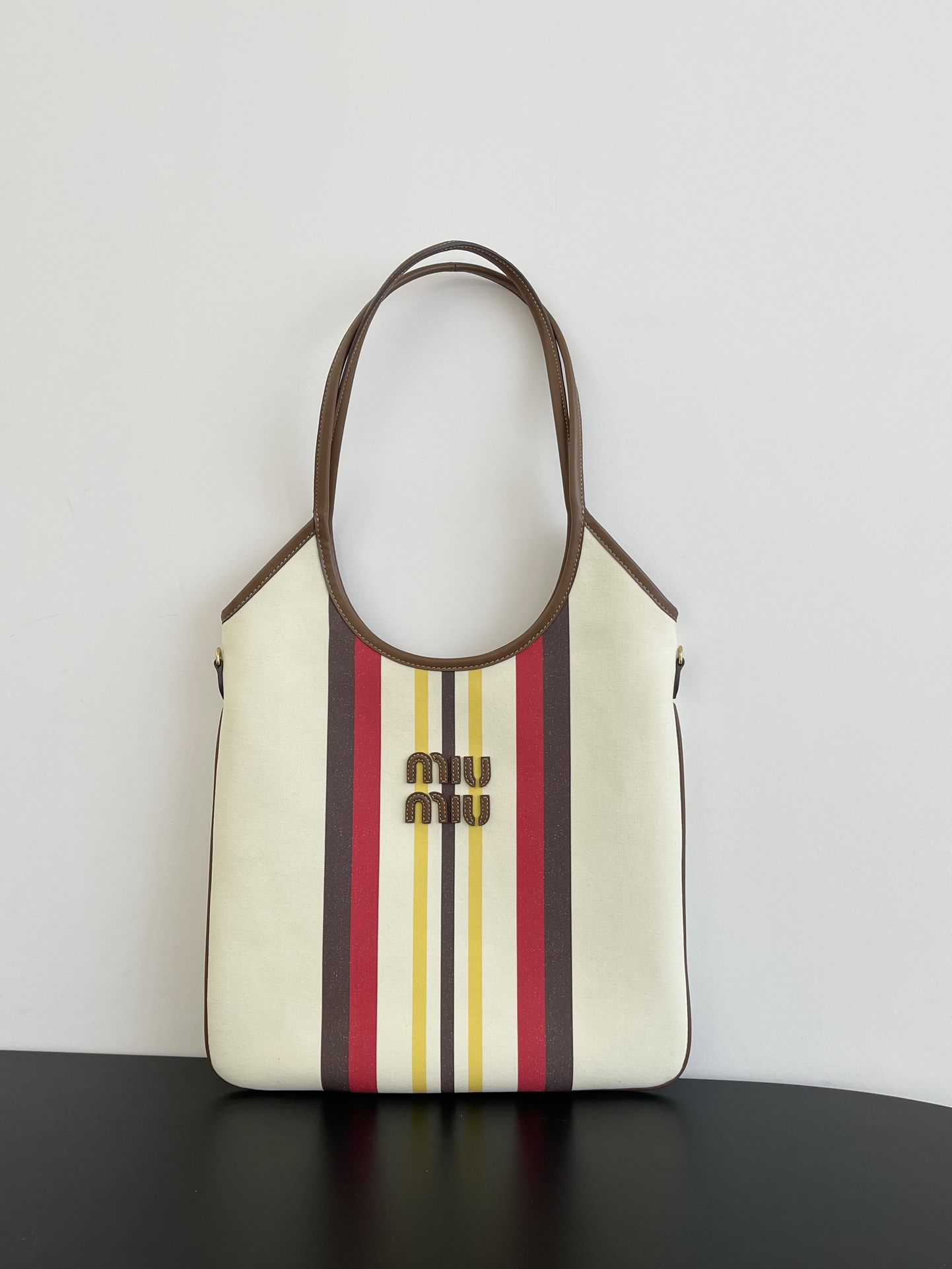 Miu Miu Ivy Striped Tote Bag | Neutrals | Miu Miu  00179