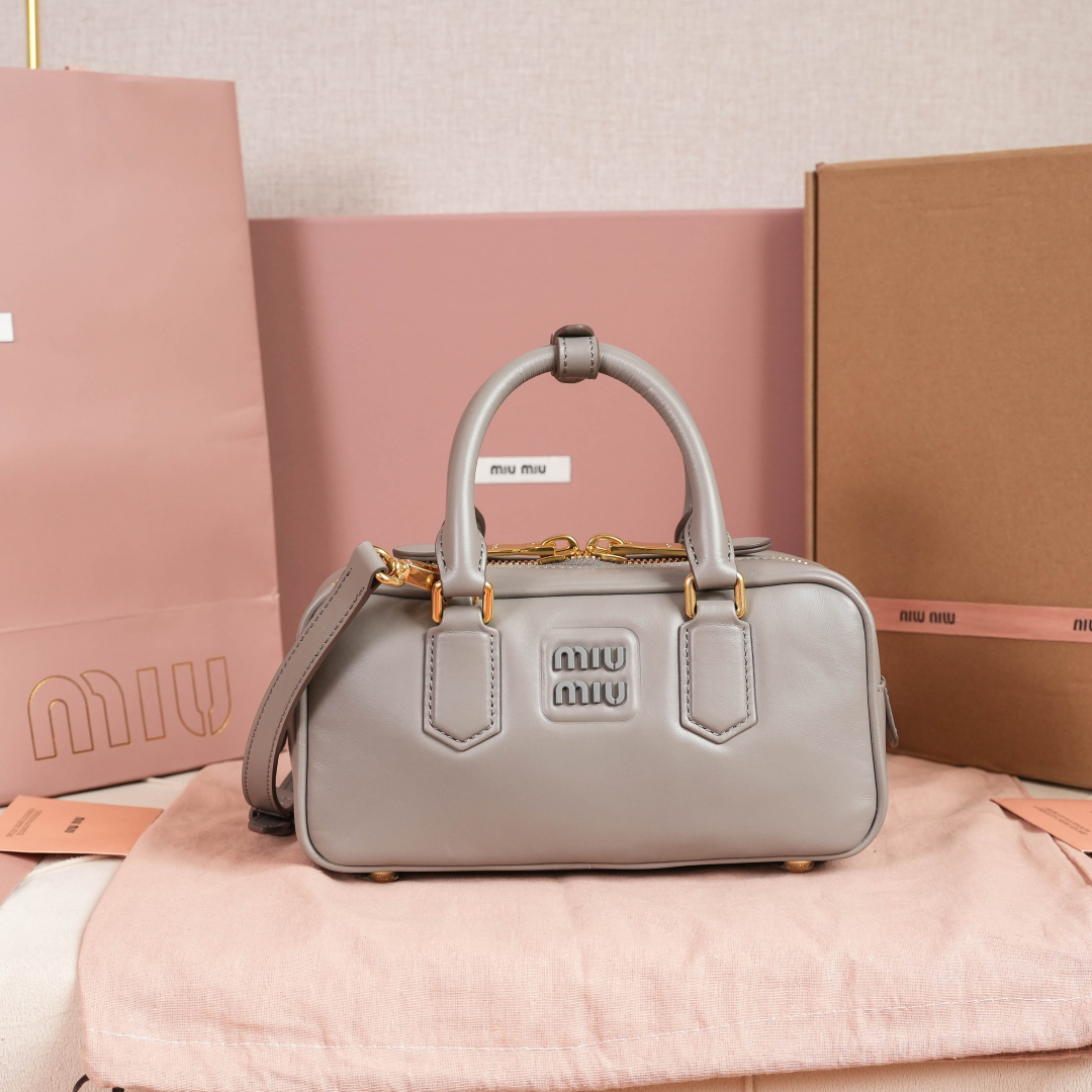Arcadie leather handbag Miu Miu White gray in Leather