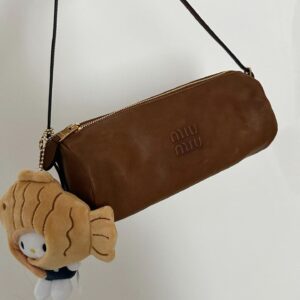 Miu Miu  00189