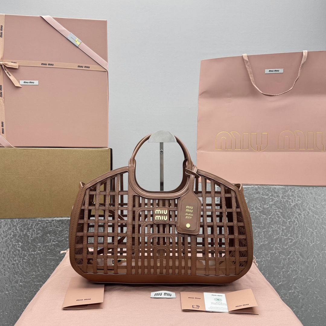 Miu Miu Leather Basket – Cognac  Miu Miu  002313