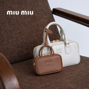 Miu Miu  002717